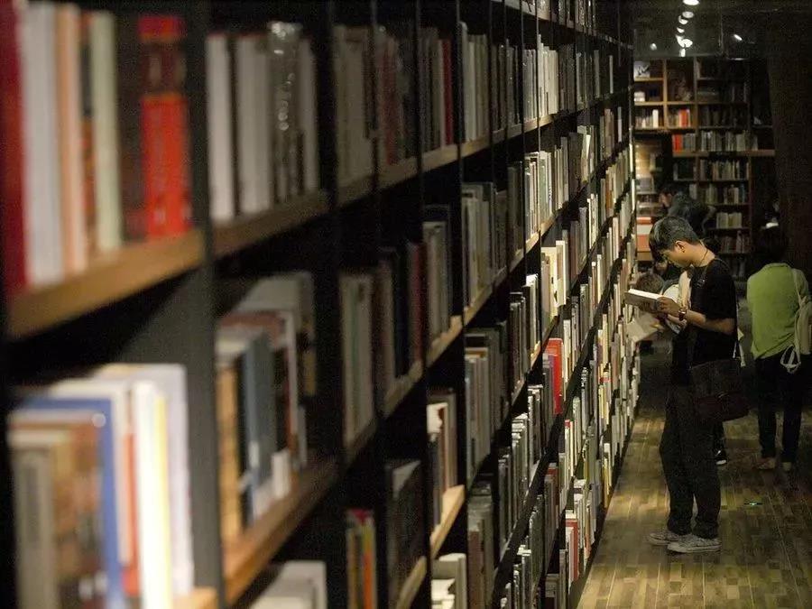 從平凡到卓越.jpg 從平凡到卓越.jpg