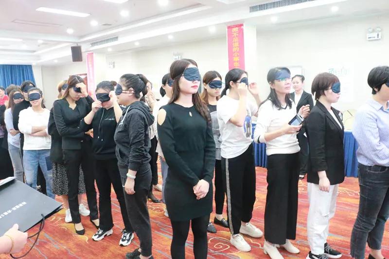 企業(yè)管理培訓(xùn)-湖南中堅(jiān)力量.jpg 企業(yè)管理培訓(xùn)-湖南中堅(jiān)力量.jpg