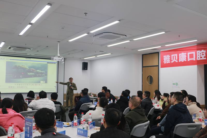 IMG_9236_(800_x_600).jpg IMG_9236_(800_x_600).jpg